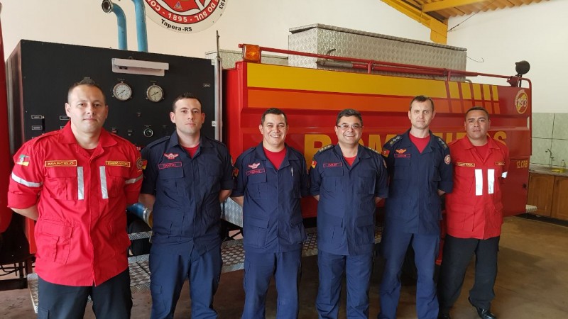 Subcomandante-geral do CBMRS visita frações de bombeiros do 12º Batalhão de Bombeiro Militar - Bombeiros de Tapera