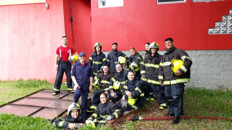 Curso de Formação de Brigada de Incêndio ao DEIC/PC
