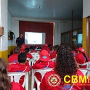 9º BBM ministra palestra sobre preservação do meio ambiente aos pequenos do Projeto Bombeiro Mirim