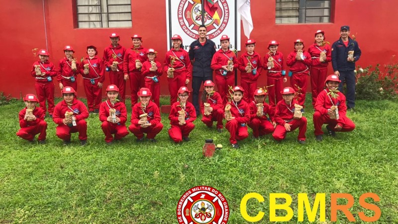 9º BBM ministra palestra sobre preservação do meio ambiente aos pequenos do Projeto Bombeiro Mirim