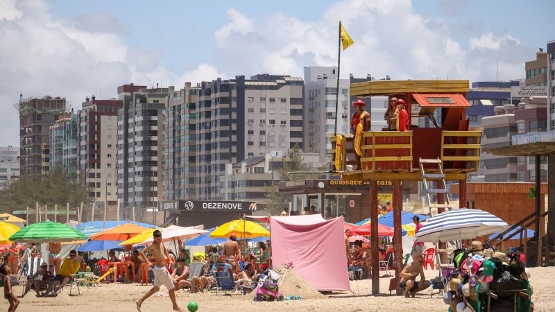 Operação Verão Total do Governo do Estado começou ontem, com evento em Capão da Canoa.