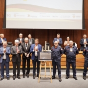 Corpo de Bombeiros Militar é homenageado no X Fórum Oportunidades da Economia
