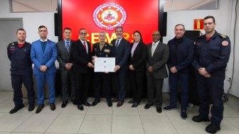 Comando-Geral do CBMRS recebe Diretoria do Instituto Cultural 2 de Julho